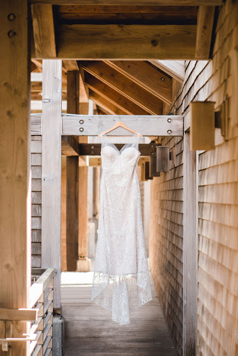 Wedding Store «Merrime Bride & Soiree», reviews and photos, 211 W 1st Ave #101, Albany, OR 97321, USA