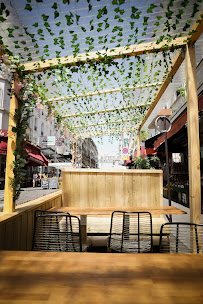 Atmosphère du Restaurant chinois Délices Lepic à Paris - n°1