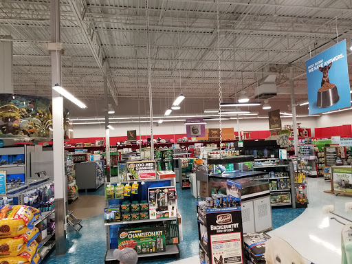 Pet Supply Store «Petco Animal Supplies», reviews and photos, 5843 N Elizabeth St, Pueblo, CO 81008, USA