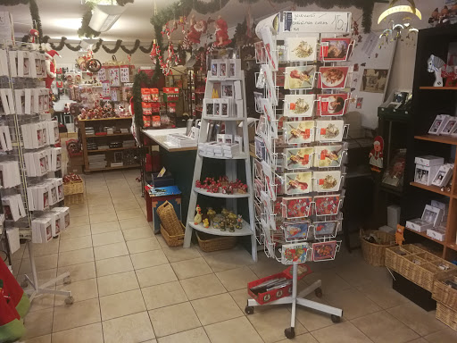 Danish Art & Christmas Shop