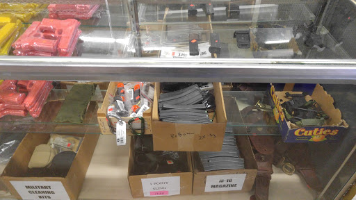 Army & Navy Surplus Shop «Hull Street Outlet Inc», reviews and photos, 3820 Jefferson Davis Hwy, Richmond, VA 23234, USA