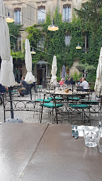 Photo n°39 de Numero 75 à Avignon ()