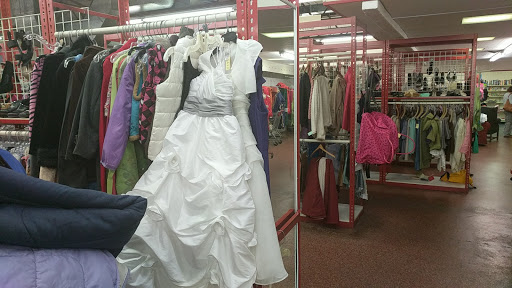 Thrift Store «Community Thrift Store», reviews and photos, 3440 Grand Ave, Gurnee, IL 60031, USA