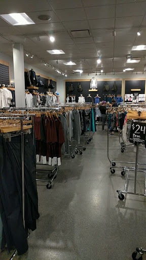 Sportswear Store «lululemon», reviews and photos, 8555 San Ysidro Ave, Gilroy, CA 95020, USA