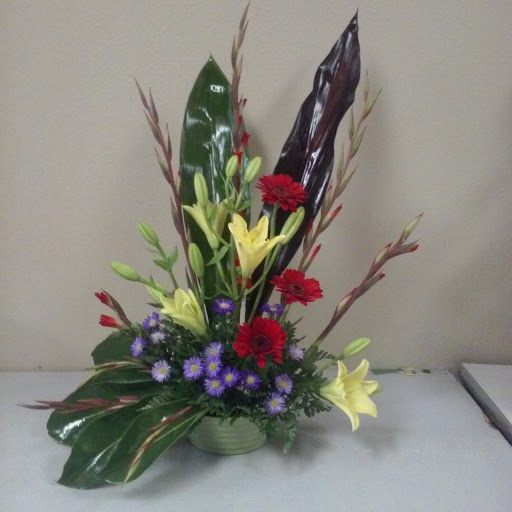 Florist «Fort Myers Flower House», reviews and photos, 3441 Fowler St, Fort Myers, FL 33901, USA