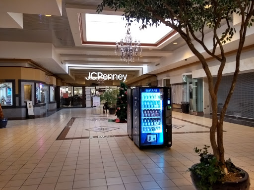 Department Store «JCPenney», reviews and photos, 1260 Gibson Rd, Woodland, CA 95776, USA