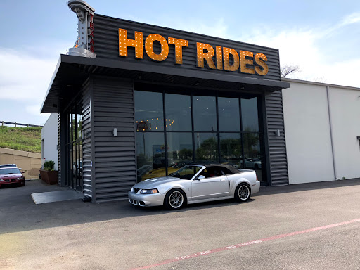 Used Car Dealer «Texas Hot Rides», reviews and photos, 1833 N Interstate 35E, Carrollton, TX 75006, USA