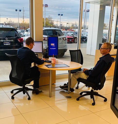 Used Car Dealer «CarMax», reviews and photos, 3600 W Henrietta Rd, Rochester, NY 14623, USA