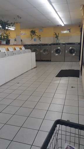 Laundromat «FIESTA COIN LAUNDRY», reviews and photos, 11861 Rosecrans Ave, Norwalk, CA 90650, USA