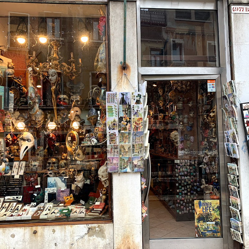 Marbled Paper and Leather Store (Venetian crafts)