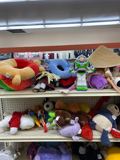 Thrift Store «Goodwill - Sherman Oaks», reviews and photos, 14760 Ventura Blvd, Sherman Oaks, CA 91403, USA