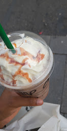 Photo n°57 de Starbucks à Lyon ()