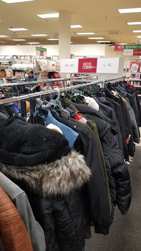 Clothing Store «Burlington Coat Factory», reviews and photos, 1716 Jantzen Beach Center, Portland, OR 97217, USA