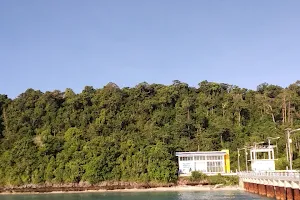 Dermaga Wika Tanjung Harapan, Maratua, Berau image
