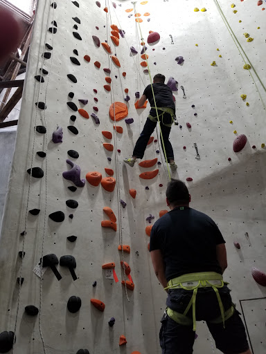 Rock Climbing Gym «The Stronghold Climbing Gym», reviews and photos, 650 S Avenue 21, Los Angeles, CA 90031, USA