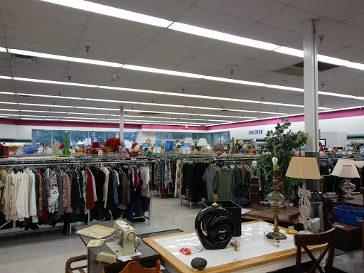 Thrift Store «Goodwill», reviews and photos, 2984 S Ridgewood Ave, Edgewater, FL 32141, USA
