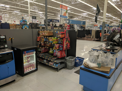 Department Store «Walmart Supercenter», reviews and photos, 2601 George Washington Memorial Hwy, Yorktown, VA 23693, USA