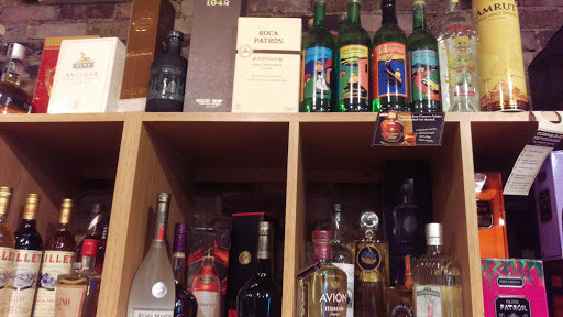 Wine Store «La Bella Vita Wines & Liquors», reviews and photos, 175 Wooster St, New Haven, CT 06511, USA
