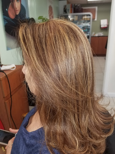 Beauty Salon «Creations Beauty Salon», reviews and photos, 4021 Washington St, Roslindale, MA 02131, USA