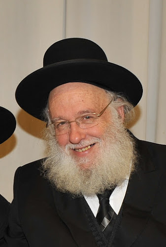 קבר הרב צבי זלצר זצ"ל מבאר שבע - אחר
