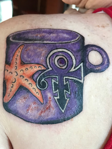 Tattoo Shop «Assassins Tattoo Shop», reviews and photos, 405 Reed Ave, Kalamazoo, MI 49001, USA