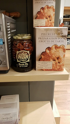 Kitchen Supply Store «Williams-Sonoma», reviews and photos, 256 City Cir #1240, Peachtree City, GA 30269, USA