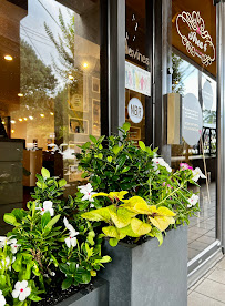 Area 4 Hair Salon - Photo 9 - Car repair in Atlanta, GA, Atlanta