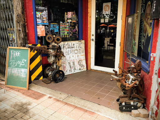 B4, 2707 Main St, Dallas, TX 75226, USA, 