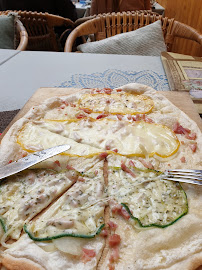 Tarte flambée du Restaurant de spécialités alsaciennes Restaurant Au Relais de Riquewihr - n°1