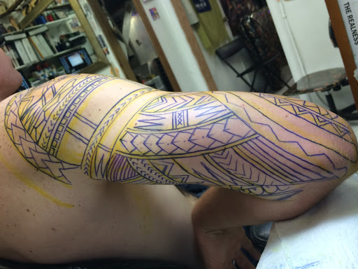 Explore scorpio tattoo ideas for females, creative tattoo ideas in Honolulu, available at 434 TATTOO WAIKIKI