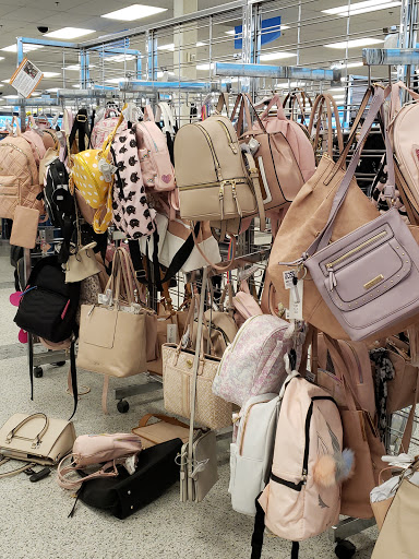 Clothing Store «Ross Dress for Less», reviews and photos, 2936 Interstate 45 N, Conroe, TX 77303, USA