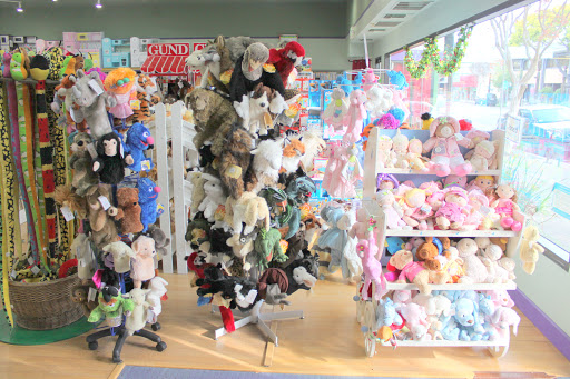 Toy Store «Cheeky Monkey Toys», reviews and photos, 640 Santa Cruz Ave, Menlo Park, CA 94025, USA