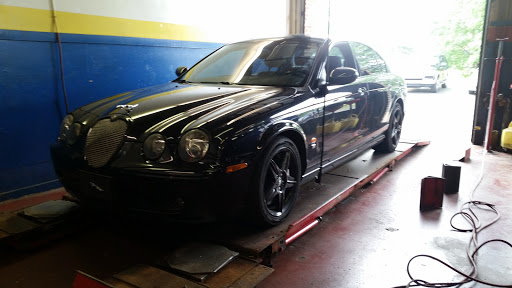 Tire Shop «Sheldon Road Auto Service», reviews and photos, 5757 Sheldon Rd, Canton, MI 48187, USA