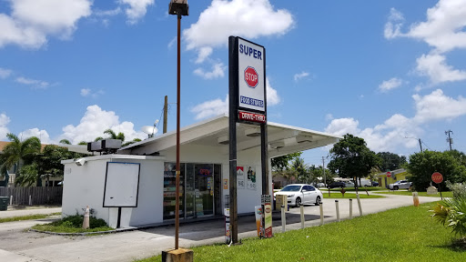 Farm Stores, 4420 NE 1st Terrace, Oakland Park, FL 33334, USA, 