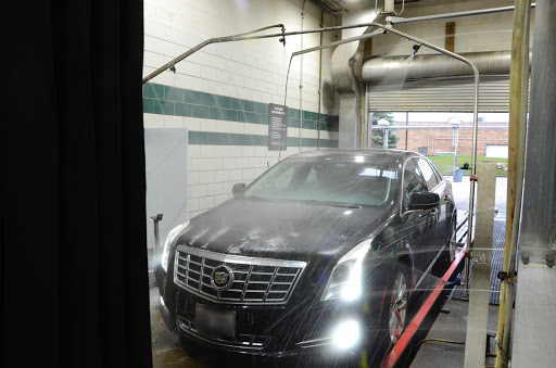 Car Wash «Platinum Car Wash & Lube Center», reviews and photos, 20 E Loop Rd, Wheaton, IL 60189, USA