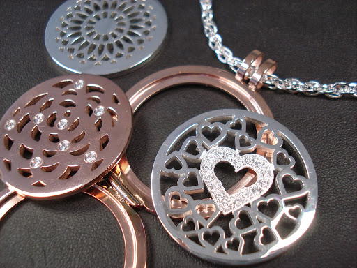 Jewelry Store «Mark Puglise Jewelers», reviews and photos, 3714 Whitney Ave #2, Hamden, CT 06518, USA