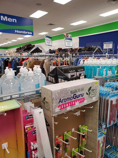 Thrift Store «Goodwill Store & Donation Center», reviews and photos, 1200 Market St, Lemoyne, PA 17043, USA