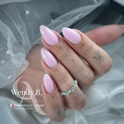 Wendy B Nail artist à Saint-Jean-de-Bournay
