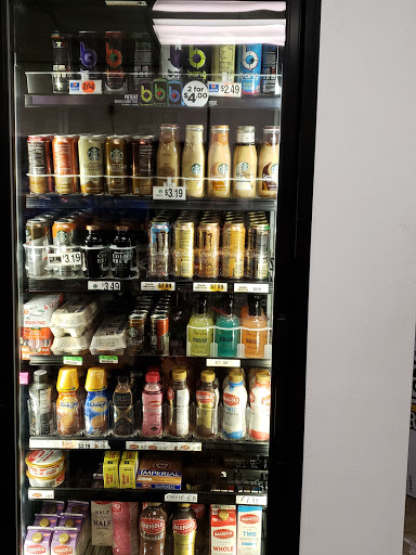 Grocery Store «Super Market», reviews and photos, 8210 SE Division St, Portland, OR 97266, USA