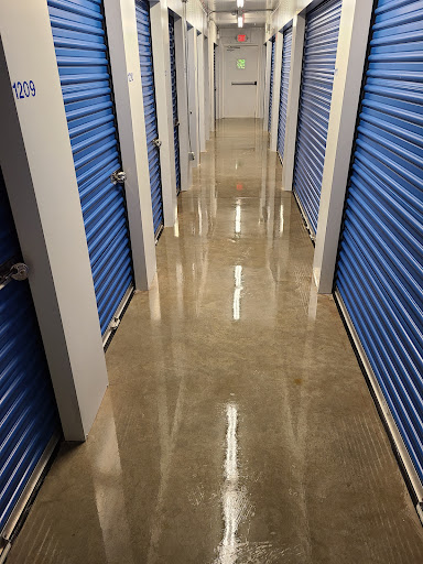 Self-Storage Facility «Public Storage», reviews and photos, 9810 S 27th St, Oak Creek, WI 53154, USA