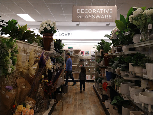 Department Store «HomeGoods», reviews and photos, 12351 Limonite Ave, Eastvale, CA 91752, USA
