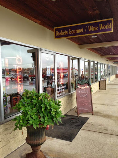 Wine Store «Baskets Gourmet/Wine World», reviews and photos, 7737 Five Mile Rd, Cincinnati, OH 45230, USA