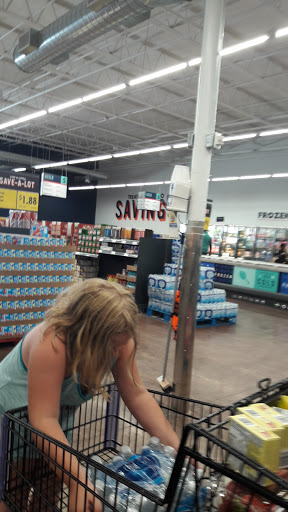 Grocery Store «Save-A-Lot», reviews and photos, 1401 Merritt Blvd, Dundalk, MD 21222, USA