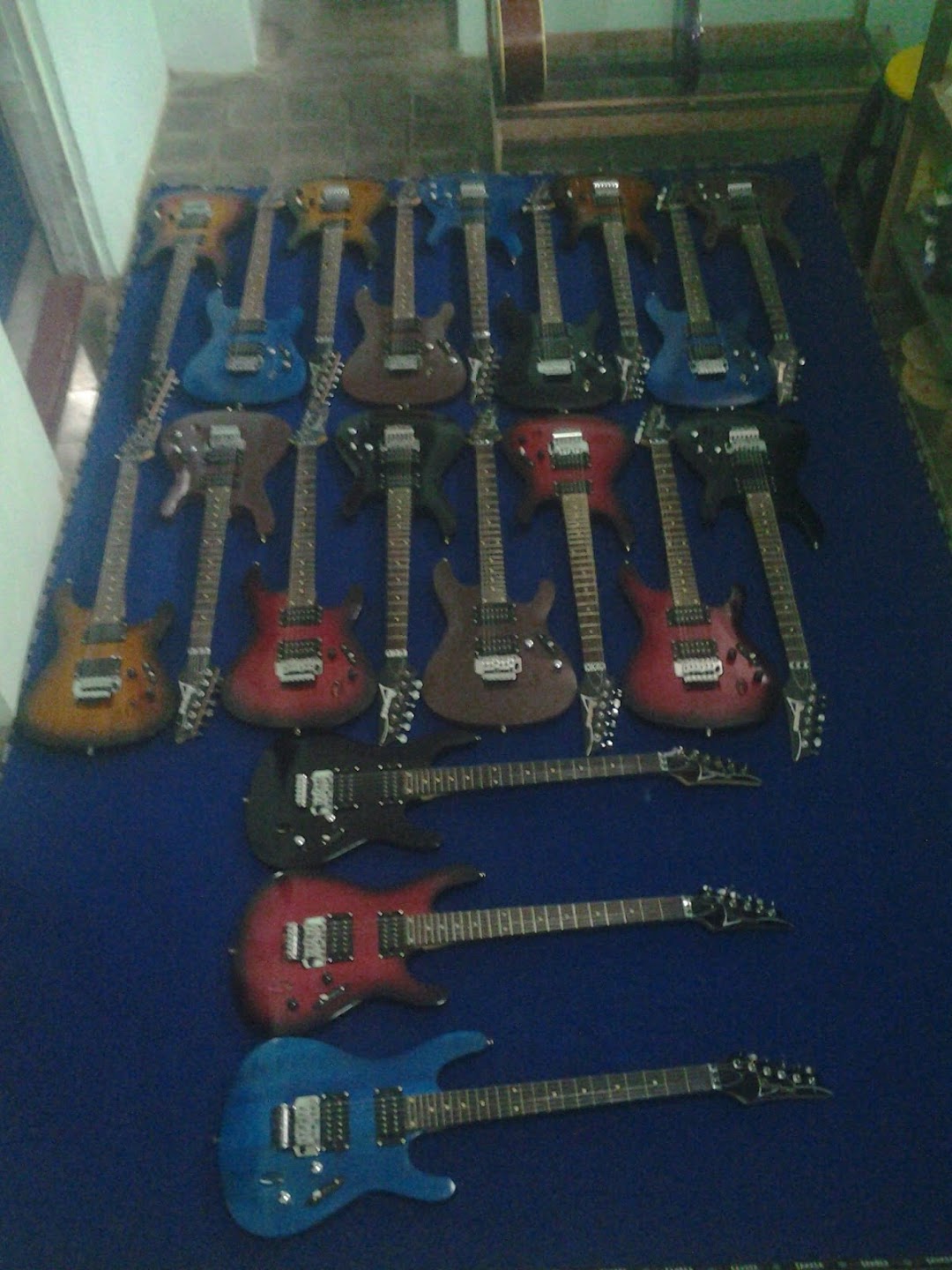 Gitar Custom Malang