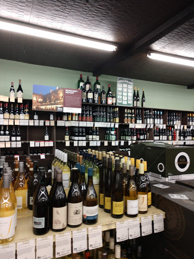 Wine Store «B-21 Fine Wine & Spirits», reviews and photos, 43380 US Hwy 19 N, Tarpon Springs, FL 34689, USA