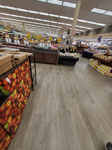 Grocery Store «Jewel-Osco», reviews and photos, 217 W Irving Park Rd, Streamwood, IL 60107, USA