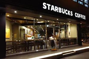 Starbucks Coffee - Midosuji-Hommachi image