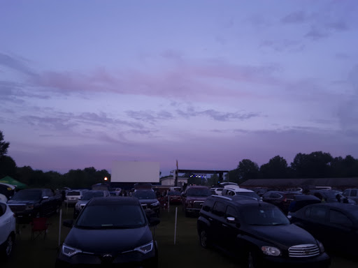 Drive-in Movie Theater «Skyway Twin Drive-In Theatre», reviews and photos, 1825 N Leavitt Rd NW, Warren, OH 44485, USA