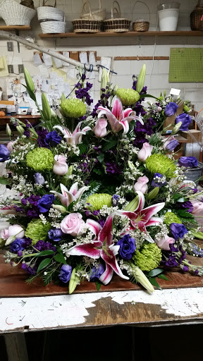 Florist «A & B Florist», reviews and photos, 908 S Cashua Dr, Florence, SC 29501, USA