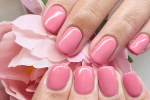 ENVI Nails & Beauty image